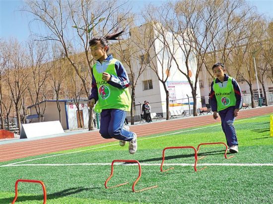 平罗：掀起足球热潮尽显体育魅力