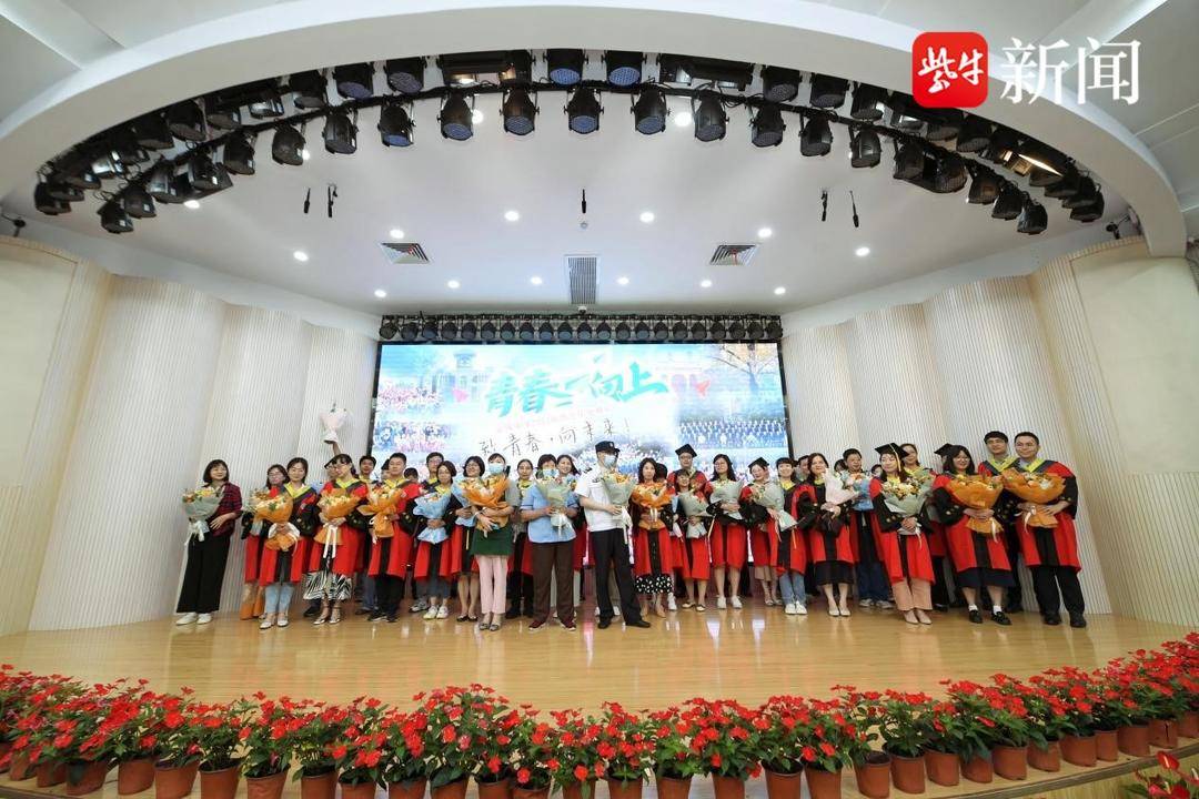 南京金陵中学2018毕业,南京市江宁区麒麟门中学毕业典礼