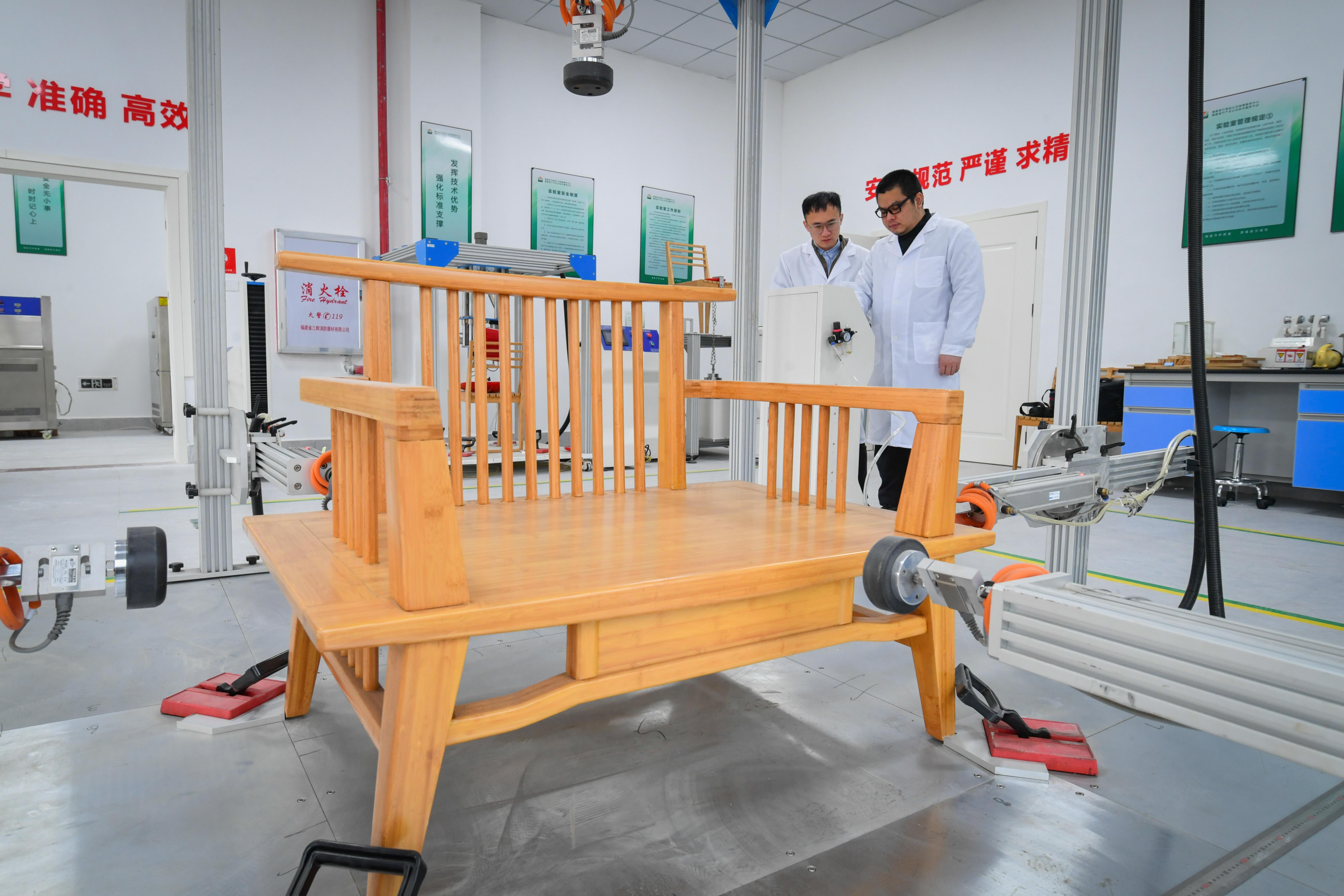 *党**报记者八闽调研行丨拔节生长,永安竹业蓄能勃发