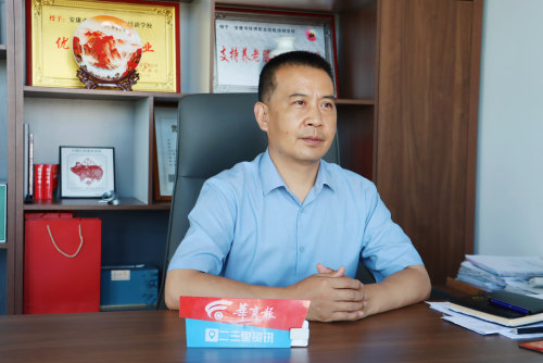 创业100|从桶装水老板到职校校长，7年让万余人掌握就业技能