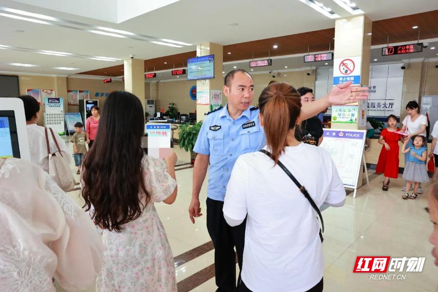 想省时省力*证办**？快戳→绝对不能错过的暑期*证办**攻略