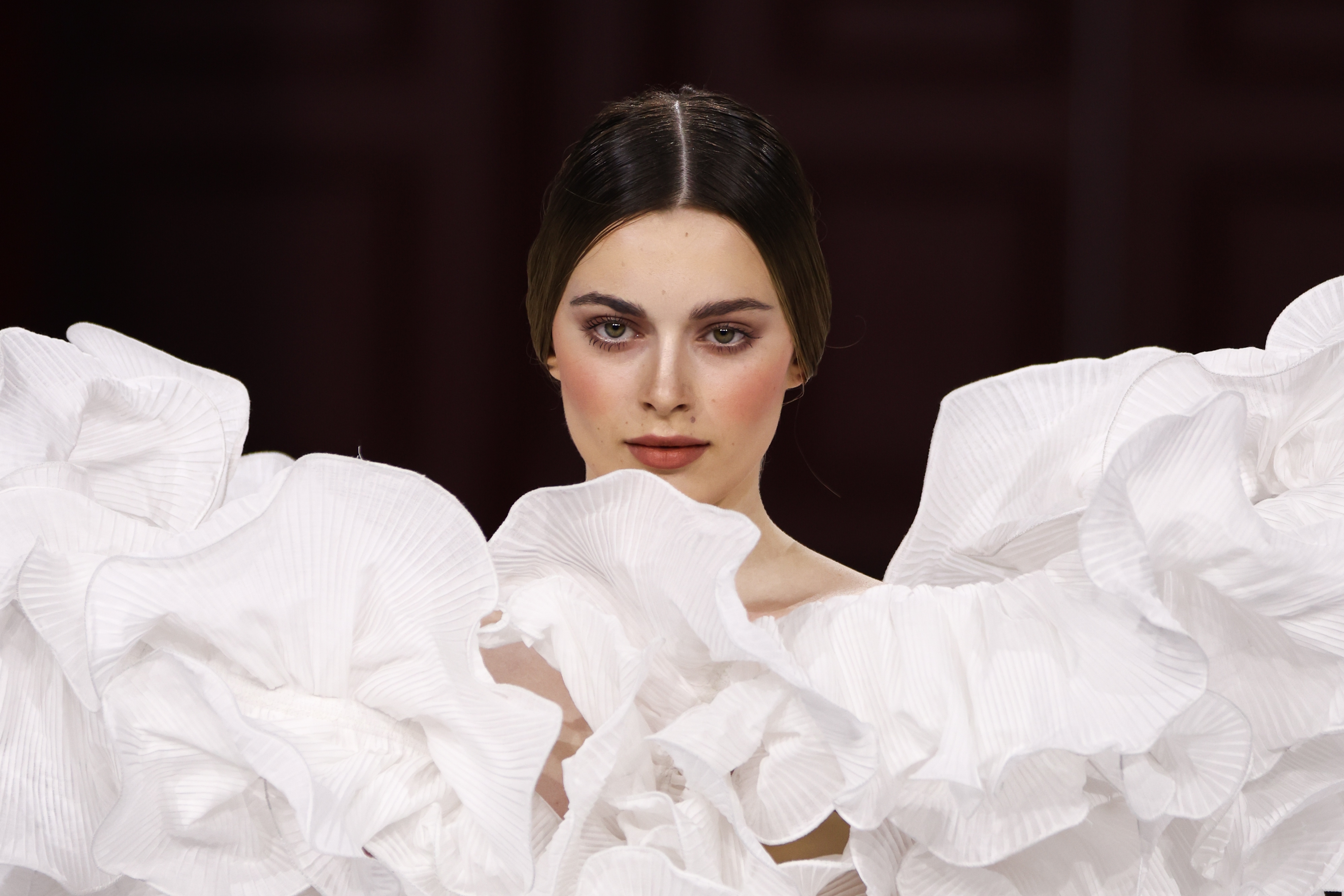 胡安娜马丁2023春夏时装秀,2023秋冬系列高级定制时装秀