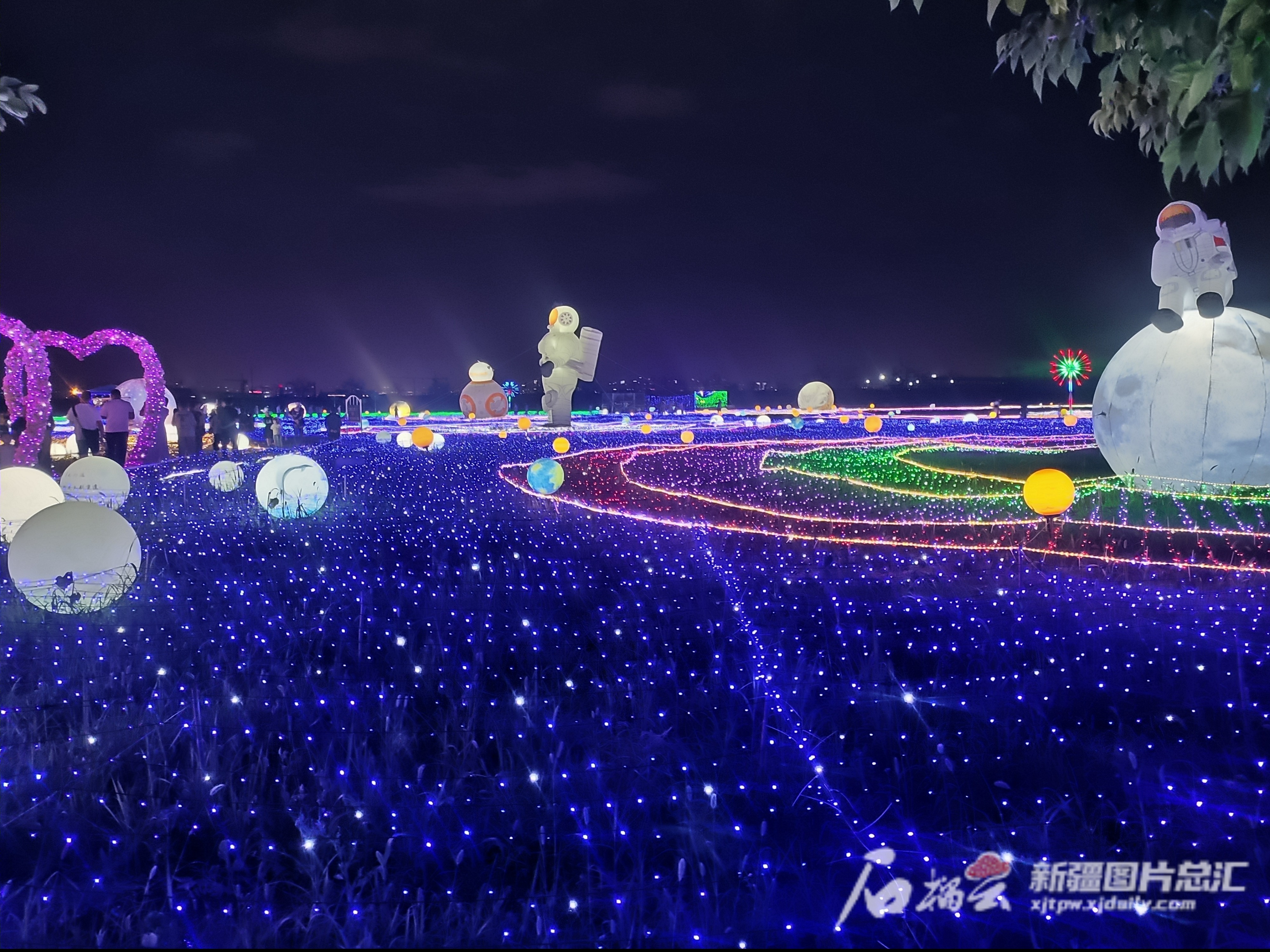 乌鲁木齐近期夜景,乌鲁木齐夜景点赞最多