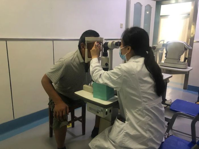 济南最好的治疗眼底病的医生,最新治疗眼底黄斑病变科技