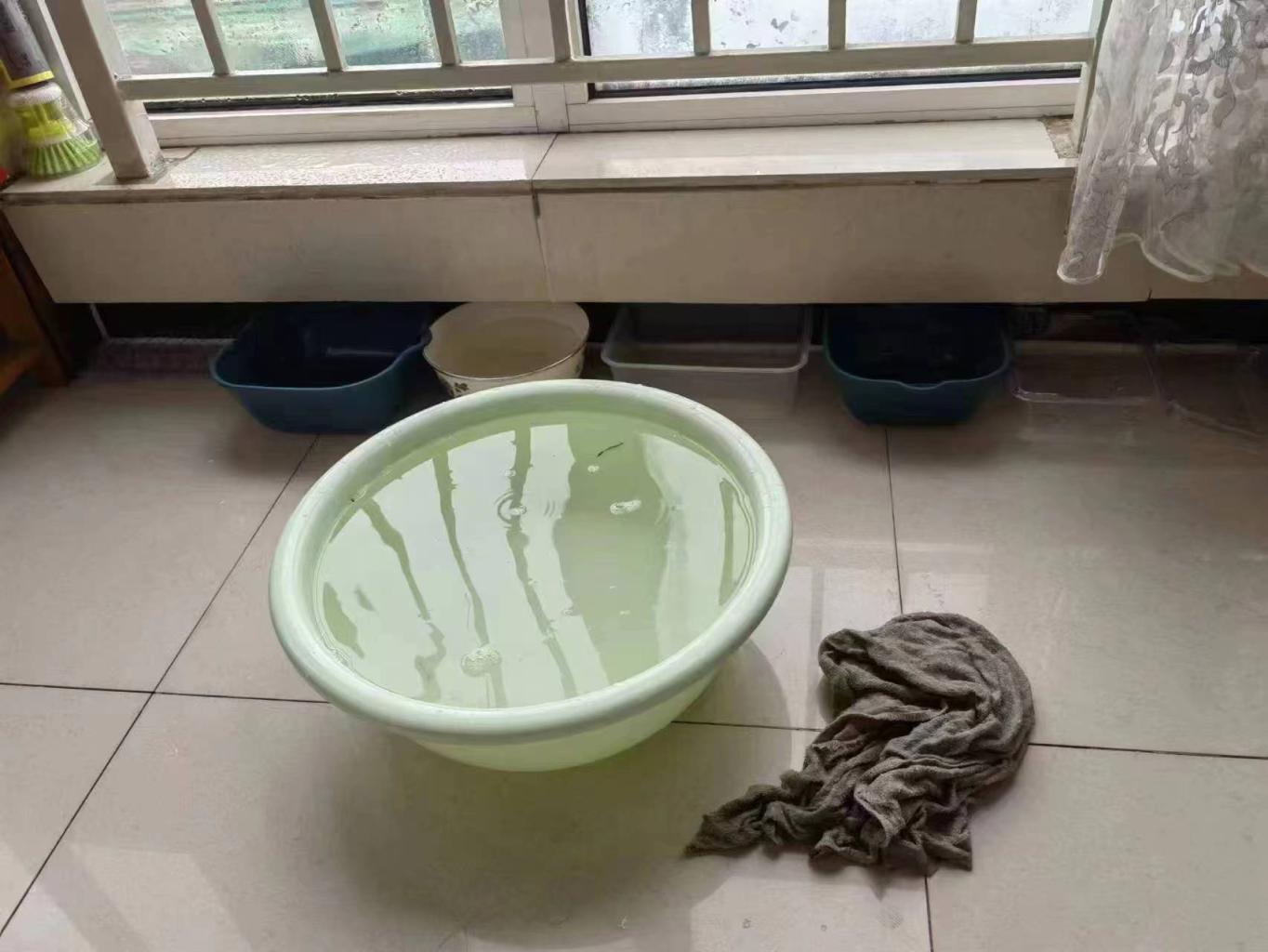 房屋漏雨求助,房屋漏雨找谁修最好