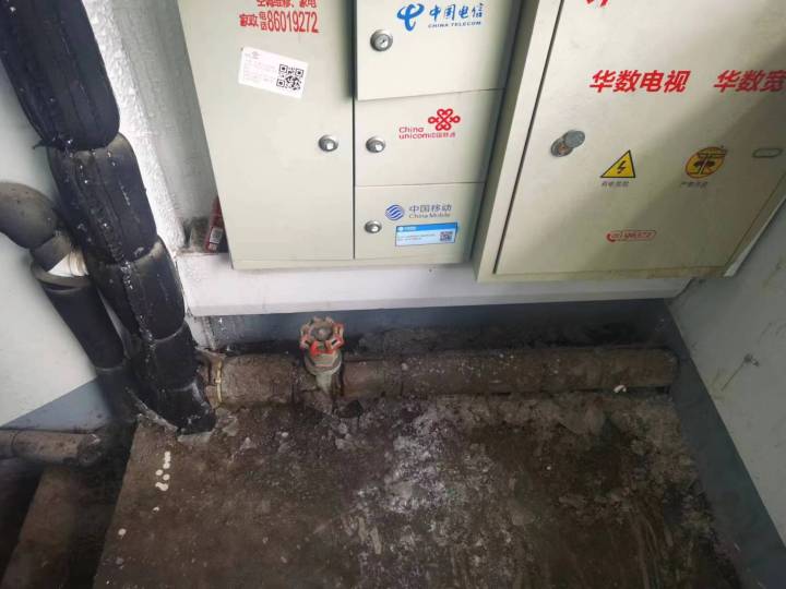 水管冻住了用电热线可以吗,家里水管冻住用喷枪可以吗