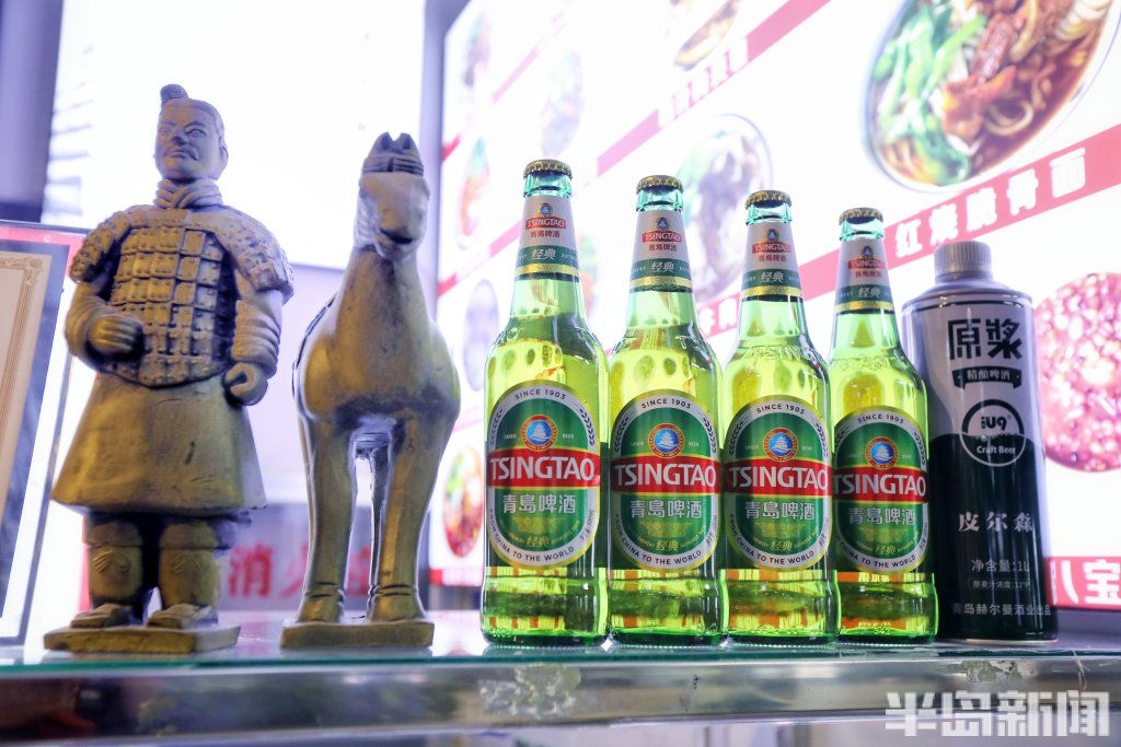 青岛正宗西安凉皮,西安小伙蒸凉皮